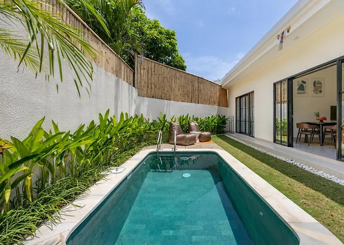 Pool Garden Private 2br - 10 Min To Finns Club ヴィラ チャングー