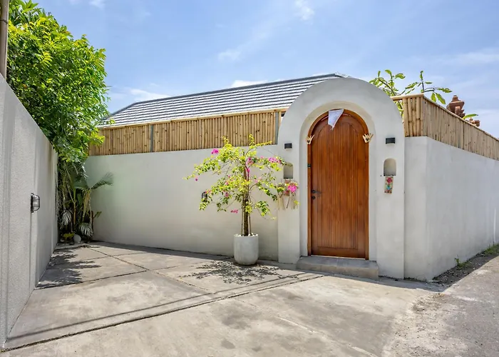 Pool Garden Private 2br - 10 Min To Finns Club ヴィラ *